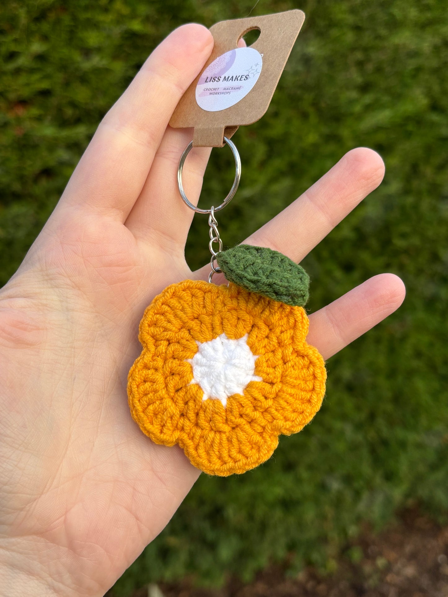 Crochet flower keychain, double sided flower, leaf key ring