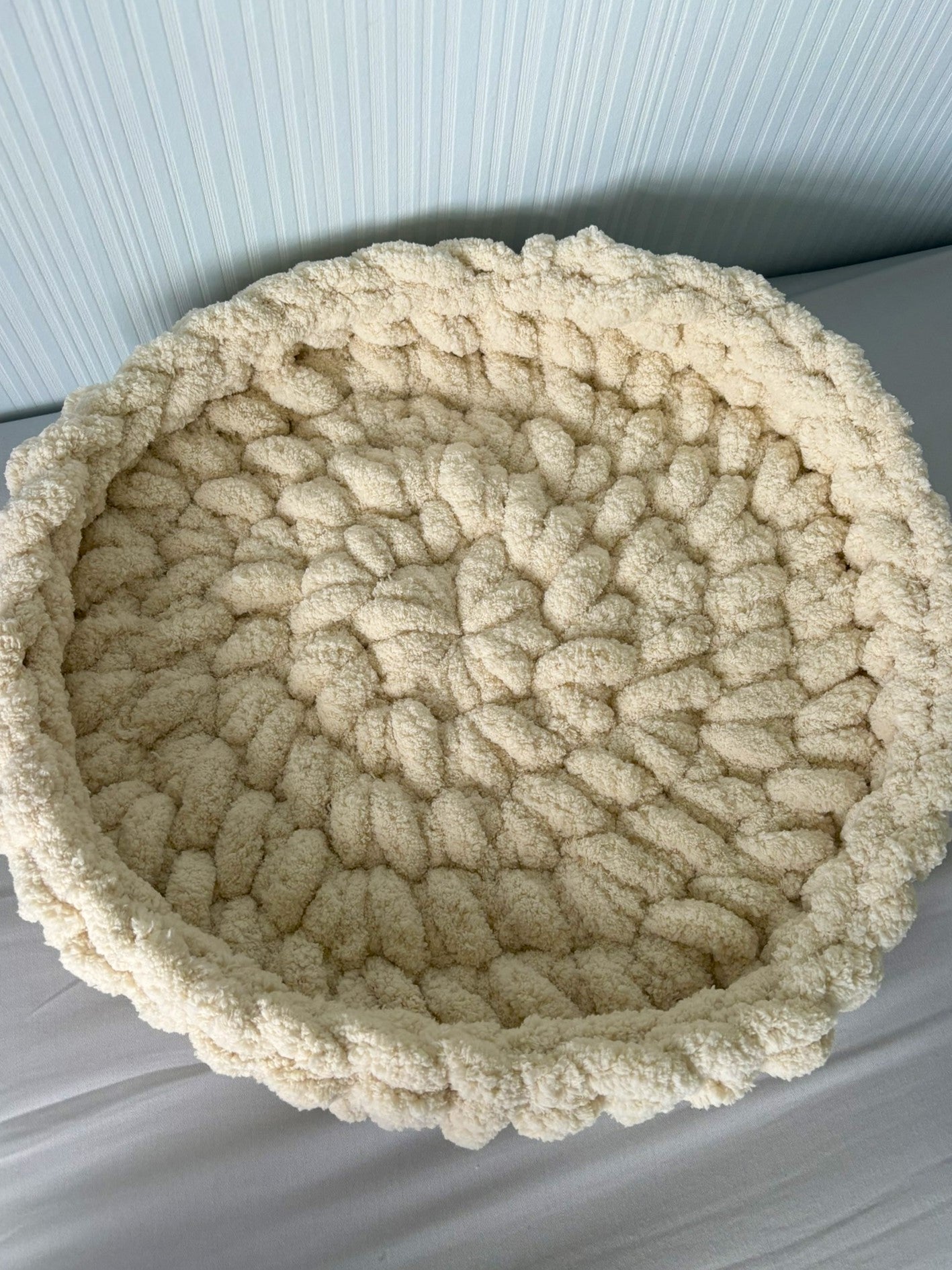 Super soft round pet bed