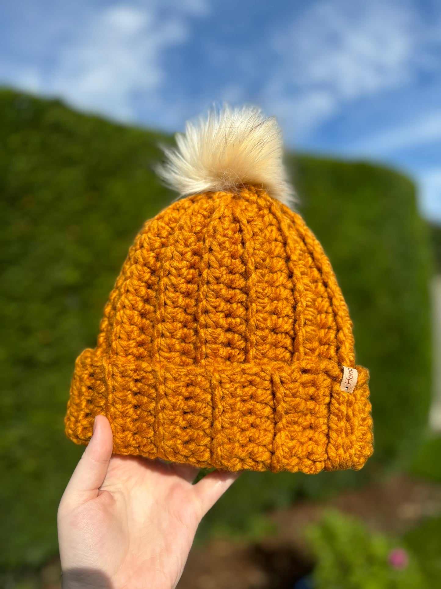 Chunky beanie with pom-pom